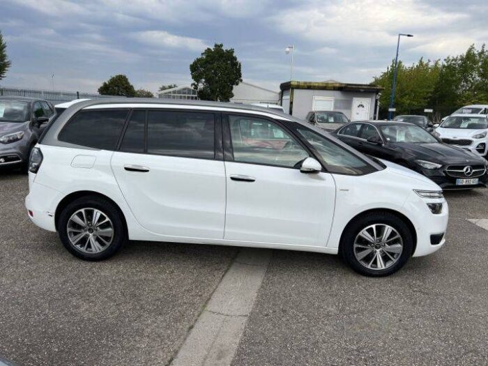 Citroën Grand C4 Picasso (2) BlueHDi 120 S&S BVM6 Exclusive 13990 euros